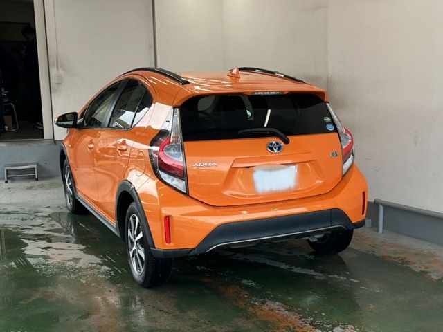 Toyota AQUA 2018 6968043-1