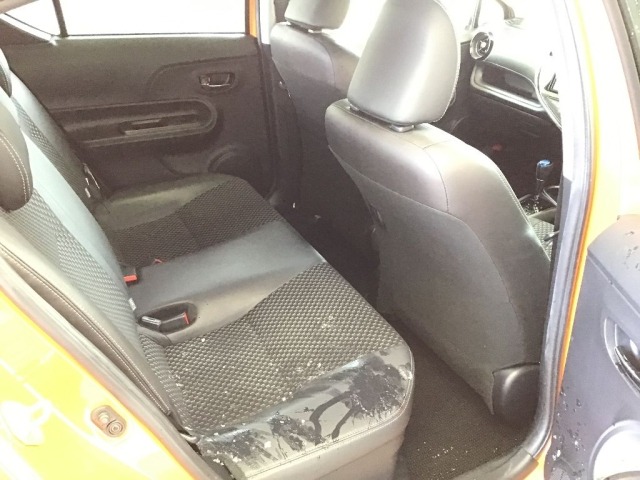 Toyota AQUA 2018 6968043-6