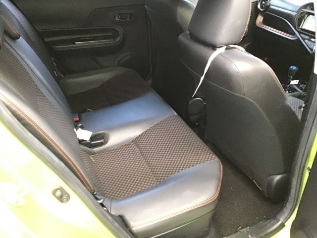Toyota AQUA 2015 6968044-6