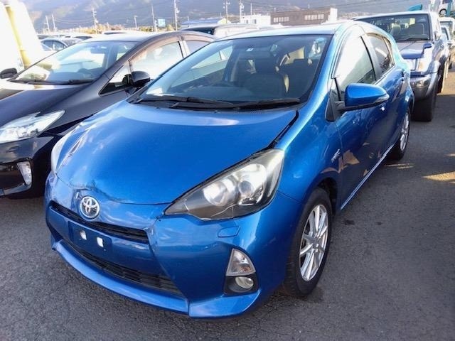 Toyota AQUA 2013 6968057-0