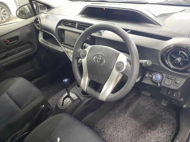 Toyota AQUA 2015 6968089-9