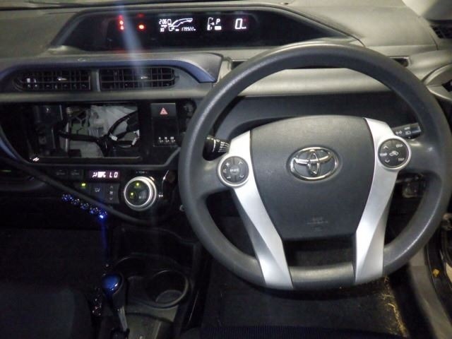 Toyota AQUA 2016 6968111-4