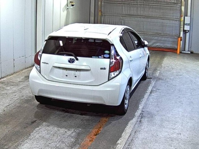 Toyota AQUA 2016 6968150-5