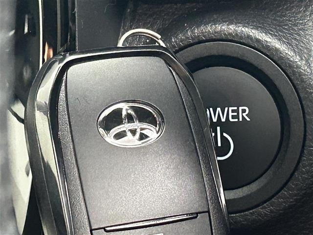 Toyota AQUA 2025 6968229-6
