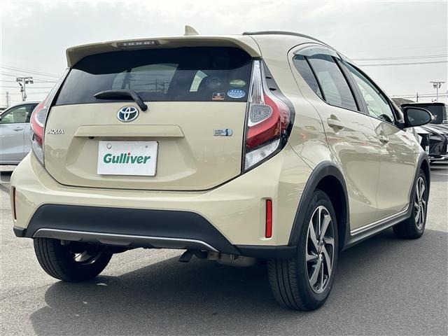 Toyota AQUA 2017 6968308-13