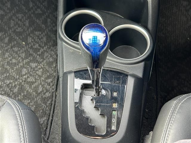 Toyota AQUA 2017 6968308-9