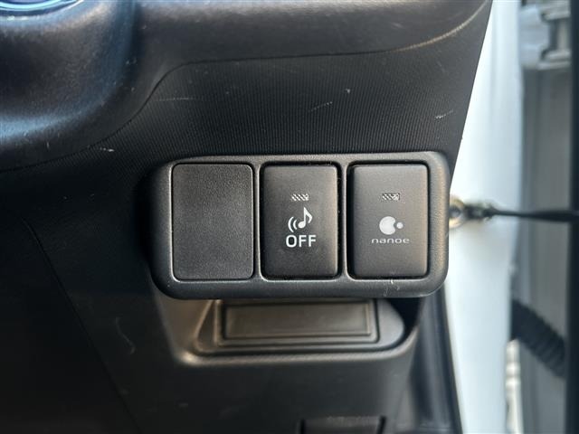 Toyota AQUA 2014 6968351-11