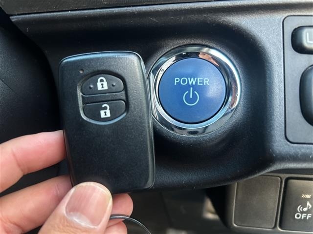 Toyota AQUA 2014 6968351-9