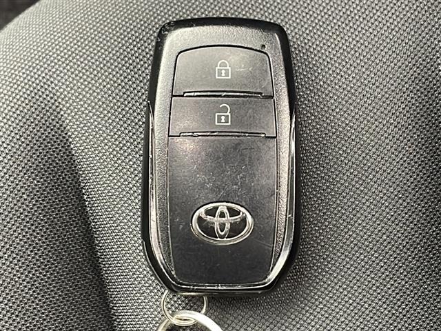 Toyota AQUA 2022 6968359-12