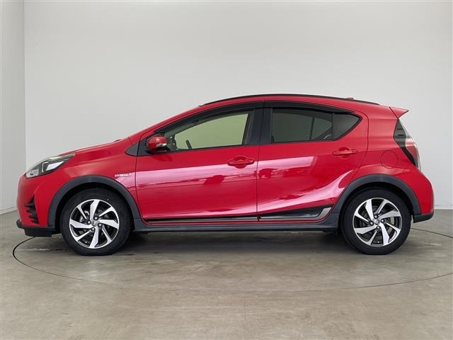Toyota AQUA 2017 6968373-6