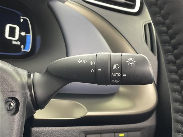 Toyota AQUA 2023 6968378-9