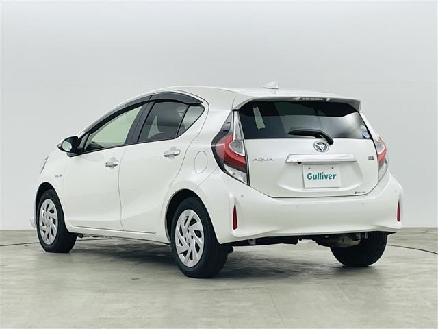 Toyota AQUA 2018 6968478-11