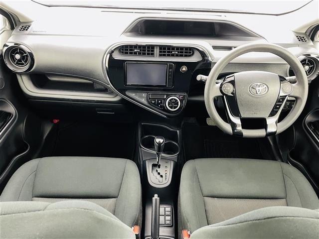 Toyota AQUA 2018 6968478-16