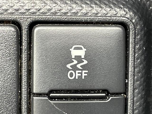 Toyota AQUA 2018 6968486-1