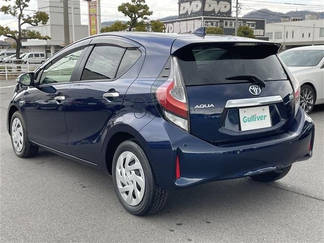 Toyota AQUA 2018 6968486-13