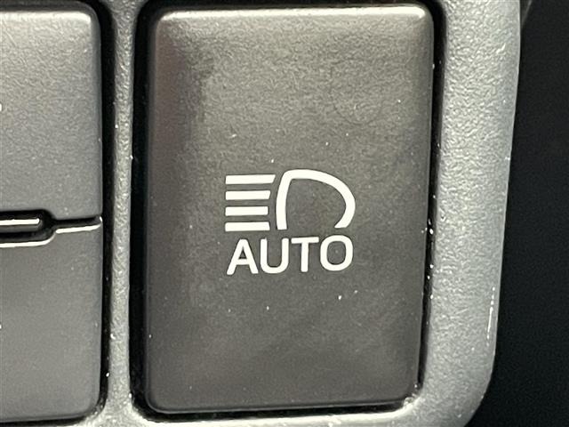 Toyota AQUA 2018 6968486-5