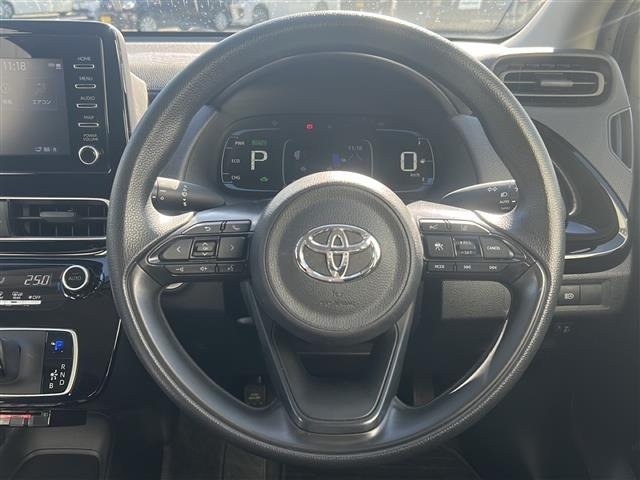 Toyota AQUA 2022 6968513-14