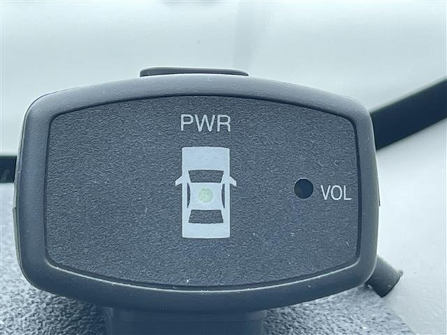 Toyota AQUA 2013 6968516-24
