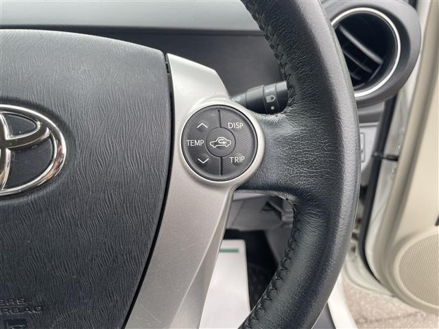 Toyota AQUA 2013 6968516-25