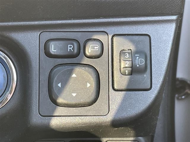 Toyota AQUA 2015 6968543-12