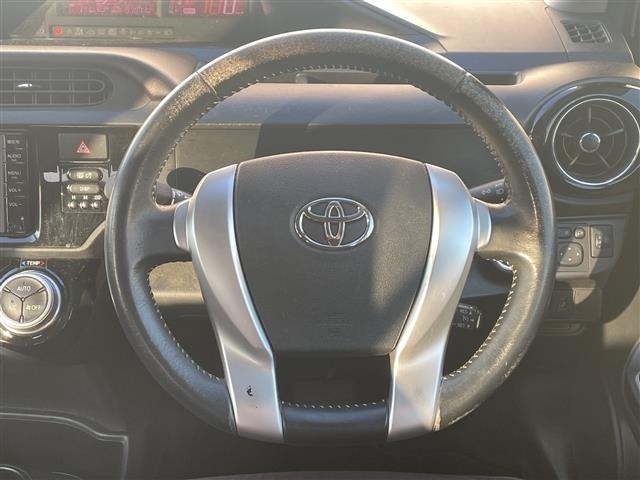 Toyota AQUA 2015 6968543-16