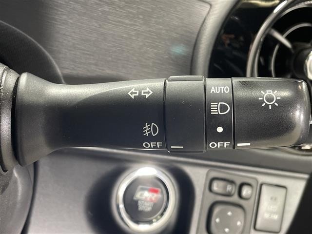 Toyota AQUA 2018 6968585-11
