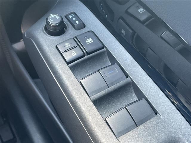 Toyota AQUA 2024 6968592-10