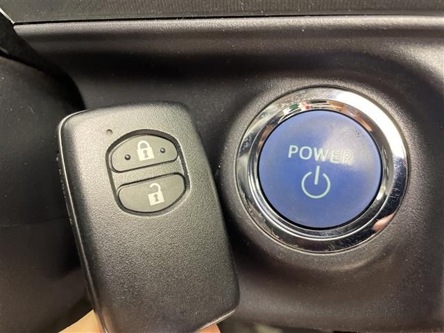 Toyota AQUA 2018 6968597-12