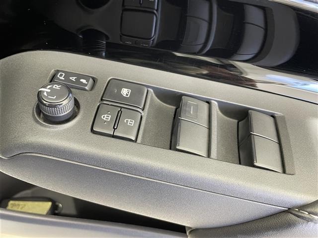 Toyota AQUA 2022 6968603-11