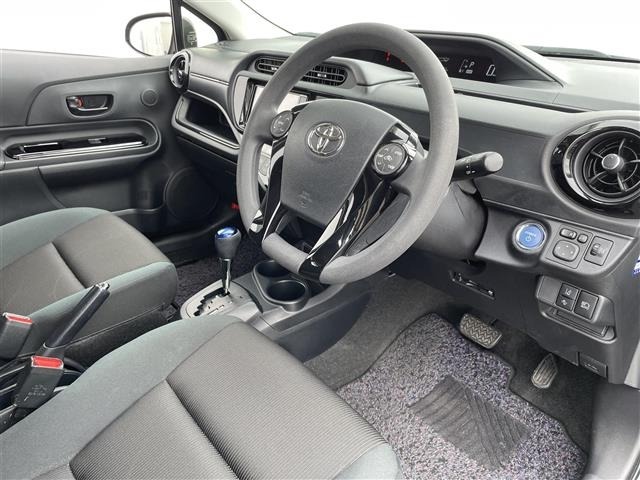 Toyota AQUA 2017 6968606-17