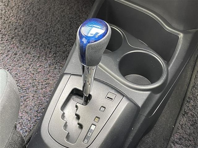 Toyota AQUA 2017 6968606-3