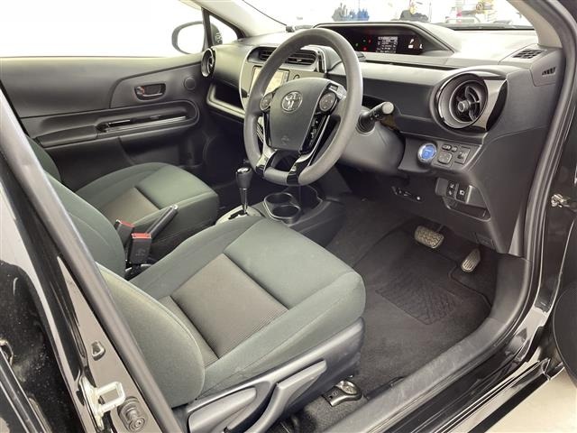 Toyota AQUA 2019 6968613-4