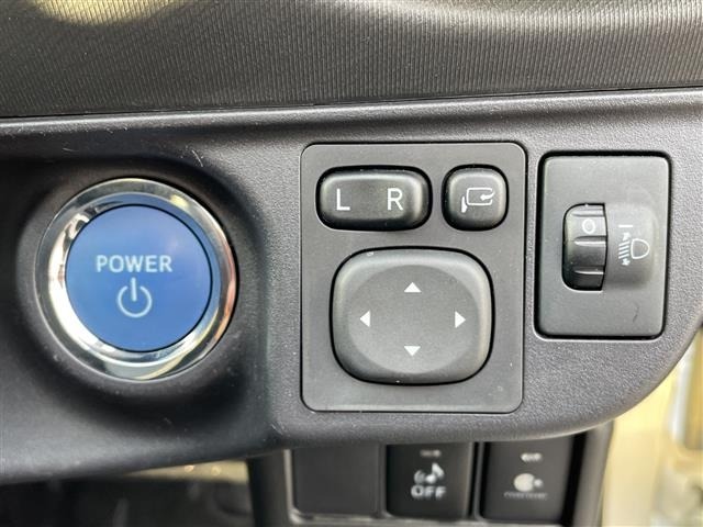 Toyota AQUA 2014 6968621-19