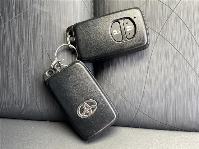 Toyota AQUA 2014 6968621-21