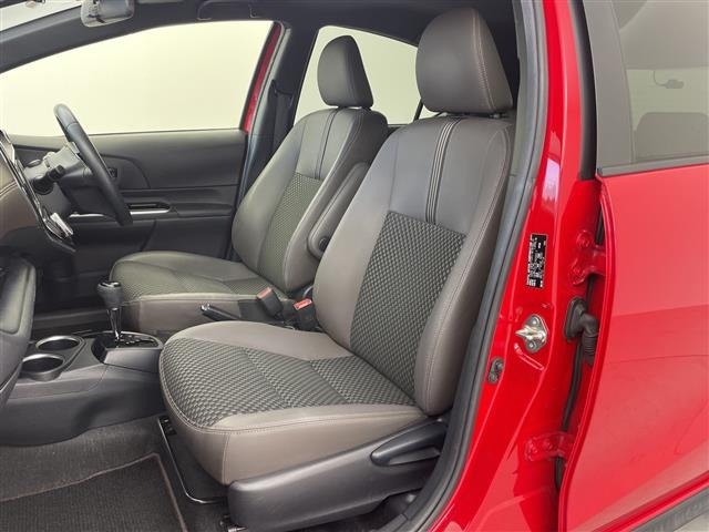 Toyota AQUA 2018 6968649-4