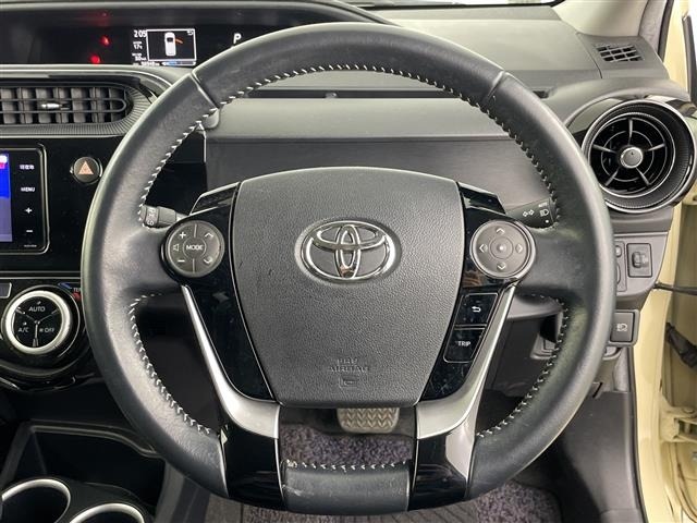 Toyota AQUA 2018 6968655-4