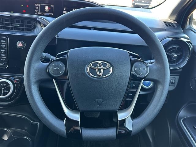 Toyota AQUA 2018 6968673-1