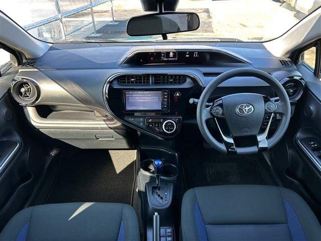 Toyota AQUA 2018 6968673-15