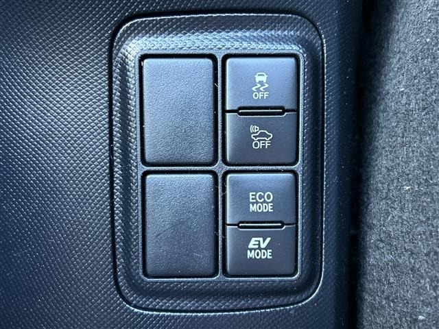Toyota AQUA 2018 6968673-18