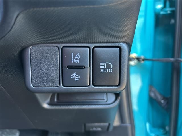 Toyota AQUA 2018 6968673-19