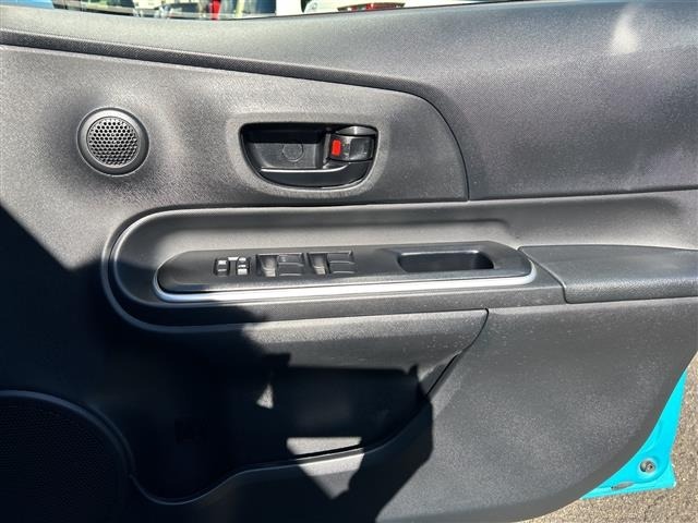 Toyota AQUA 2018 6968673-2