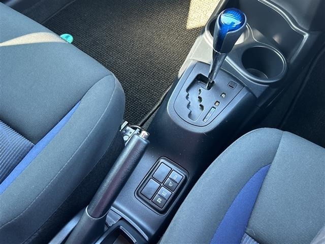 Toyota AQUA 2018 6968673-20