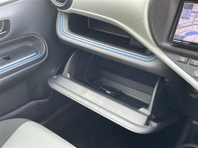 Toyota AQUA 2014 6968689-11