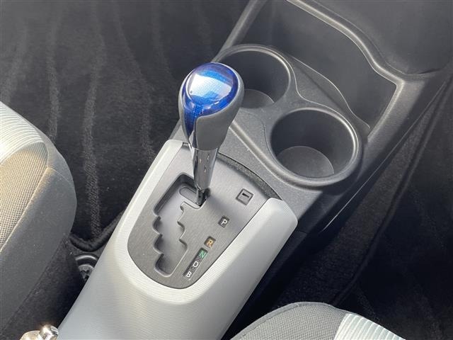 Toyota AQUA 2014 6968689-5