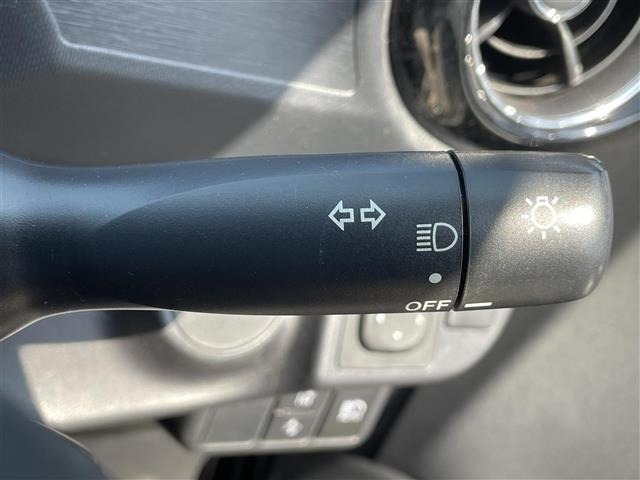 Toyota AQUA 2016 6968693-1