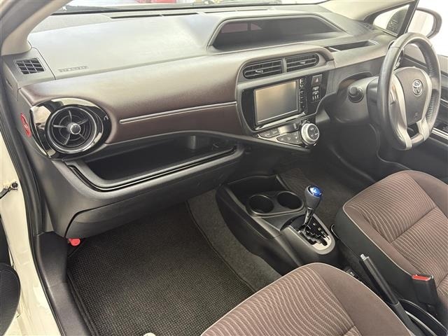 Toyota AQUA 2015 6968700-12
