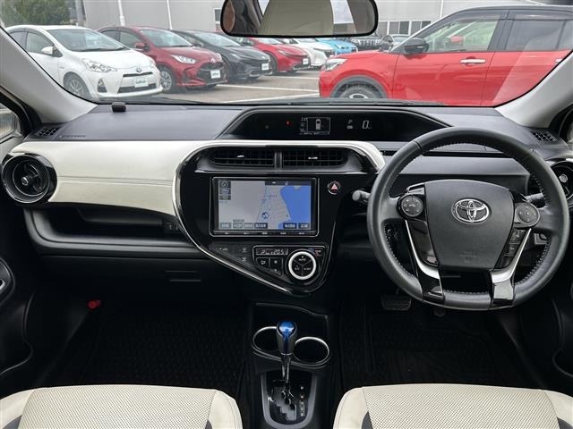 Toyota AQUA 2018 6968704-14