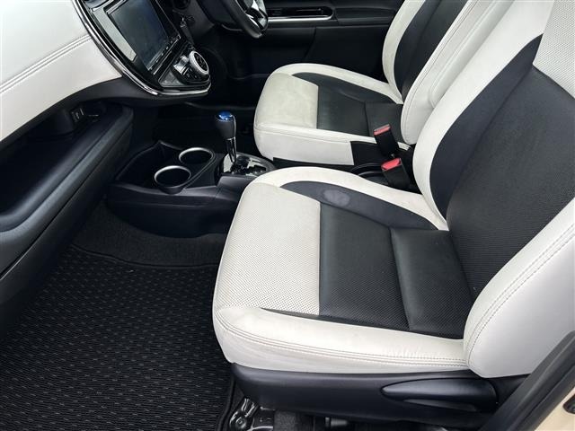 Toyota AQUA 2018 6968704-4