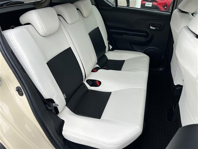 Toyota AQUA 2018 6968704-6