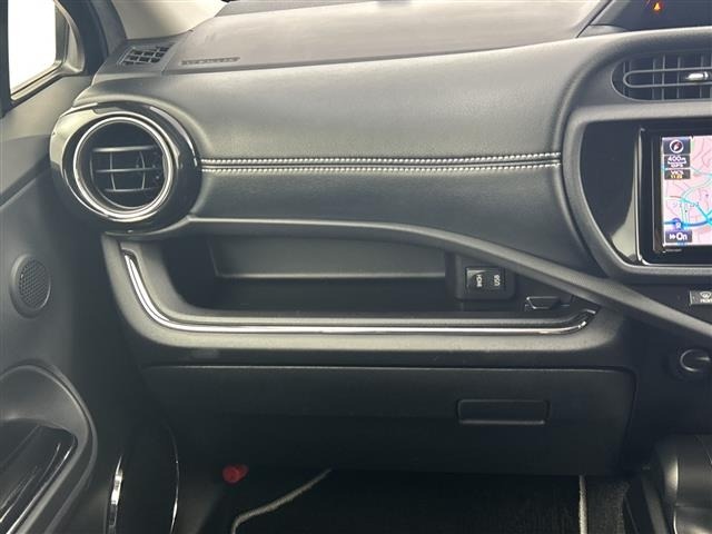 Toyota AQUA 2015 6968706-10